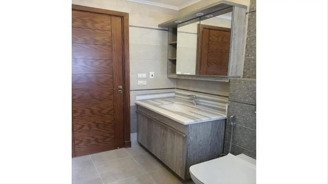 Stunning Apartment with 55 sqm of High-End Amenities