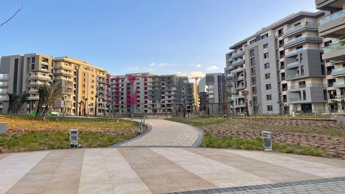 Luxury Lake View Apartment with Premium Amenities