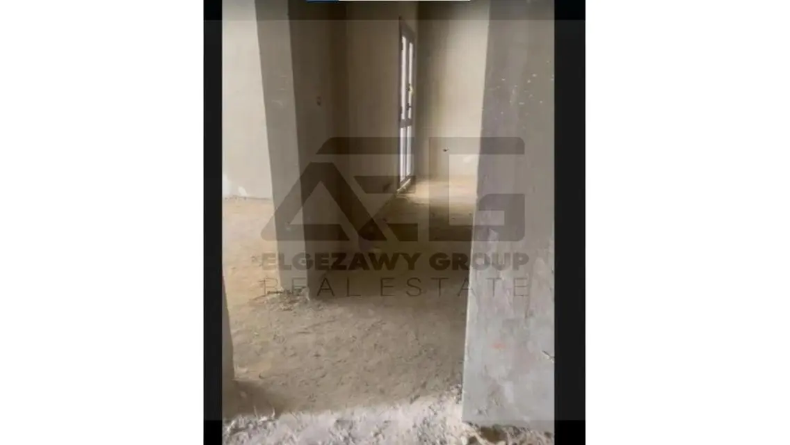 شقة فاخرة بمساحة كبيرة مع حارس أمن