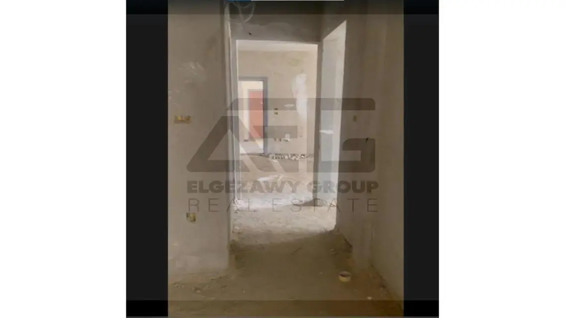 شقة فاخرة بمساحة كبيرة مع حارس أمن