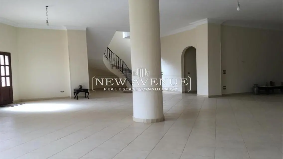 Luxury Apartment Overlooking a Landmark