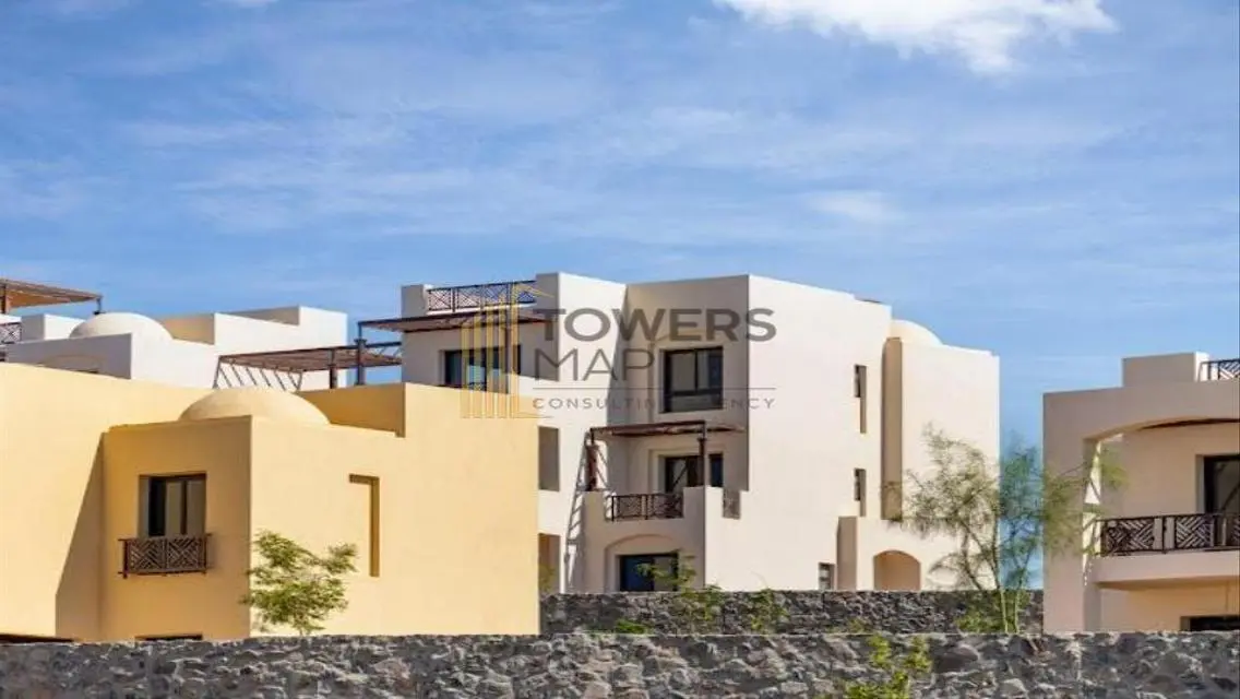 Luxury Villa with Private Pool and Lake View