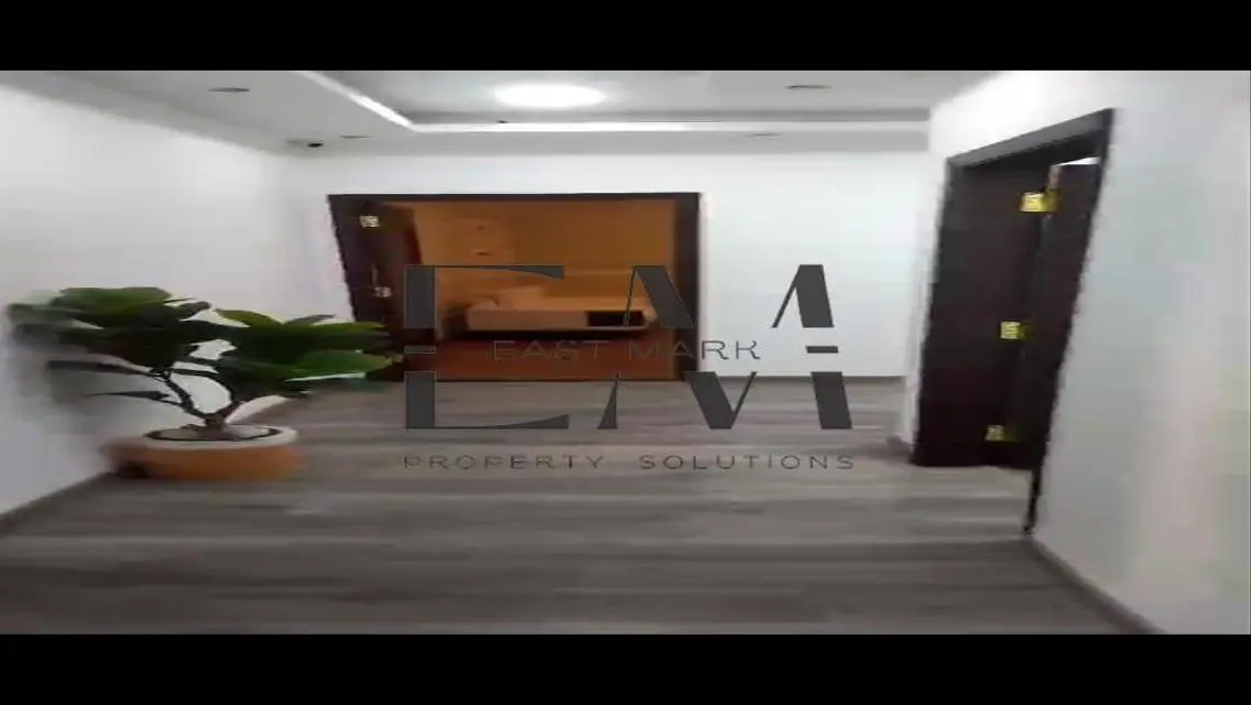 شقة فاخرة للبيع بمساحة 400 متر