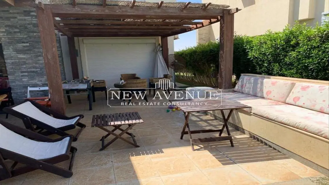 Luxurious Apartment with Spacious Balcony and Security Guard