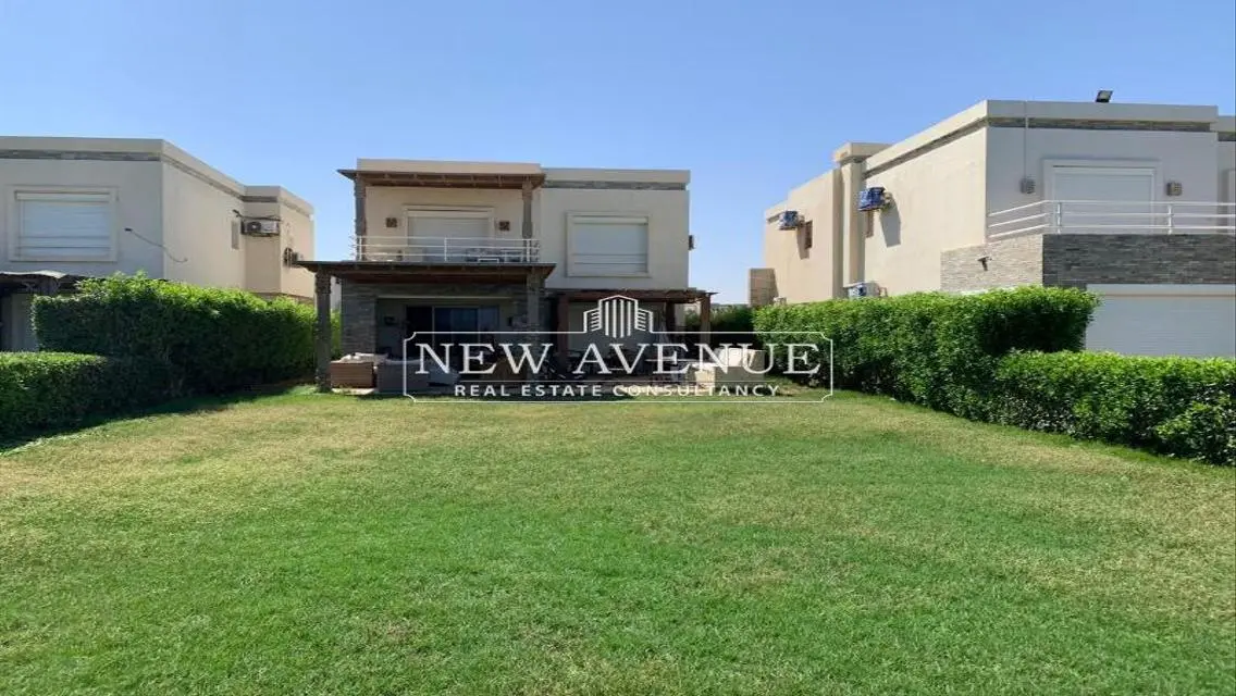 Luxurious Apartment with Spacious Balcony and Security Guard