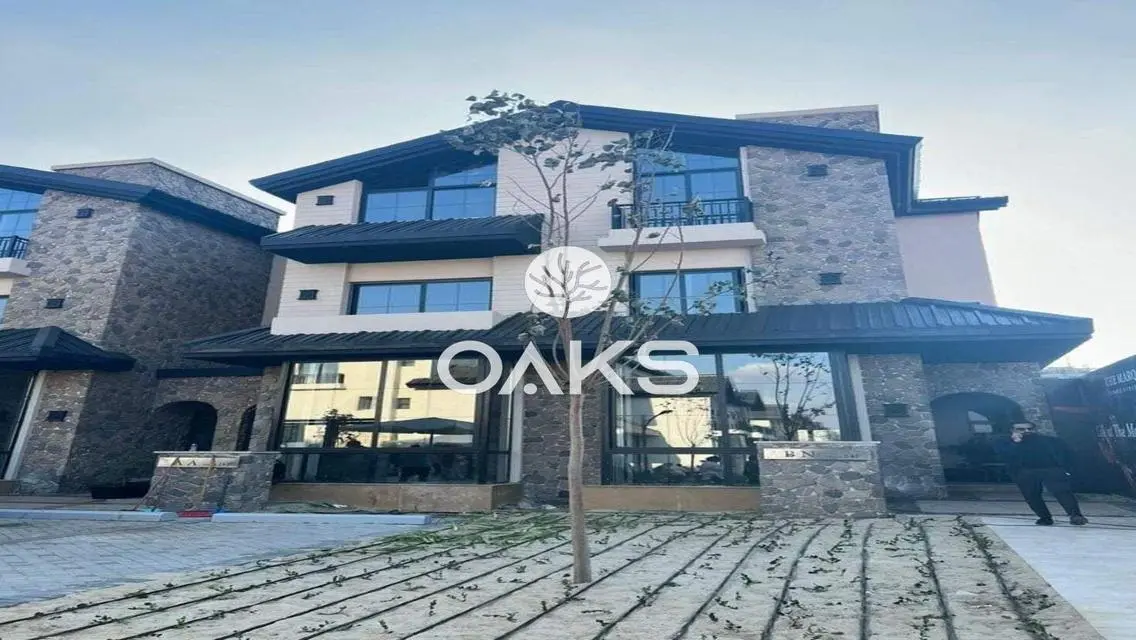 Luxurious Villa for Sale with All Amenities in Prime Location