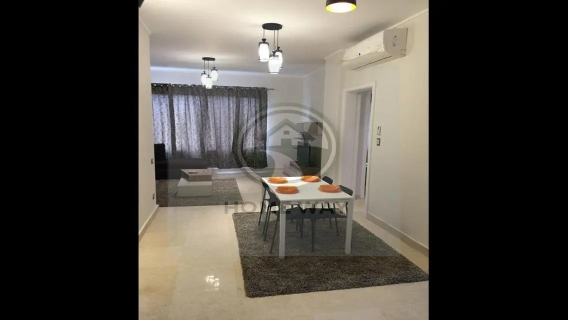 شقة فاخرة للبيع في قلب المدينة