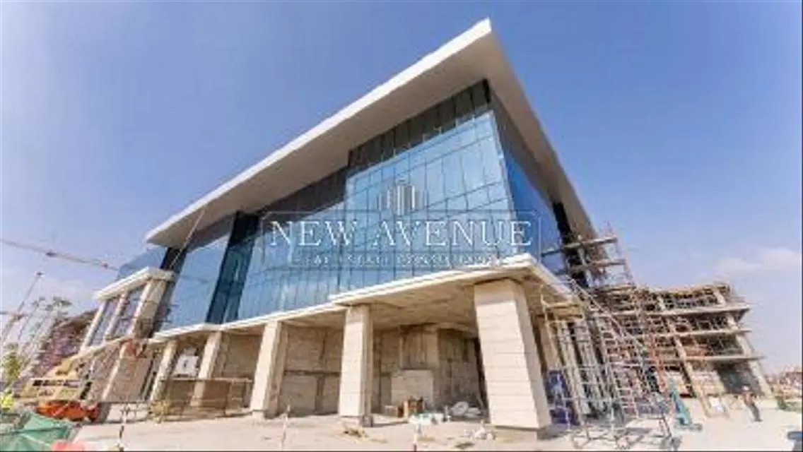 عقار فاخر في نيو أفينيو بالقرب من AUC
