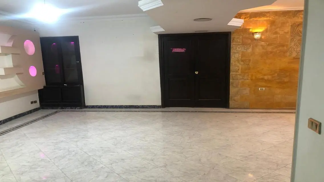Property with 200 meters and exceptional features