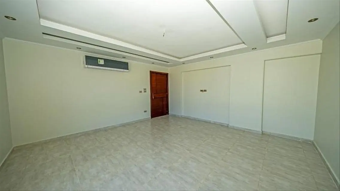 Luxurious Villa for Sale - 221 sqm in Prime Location