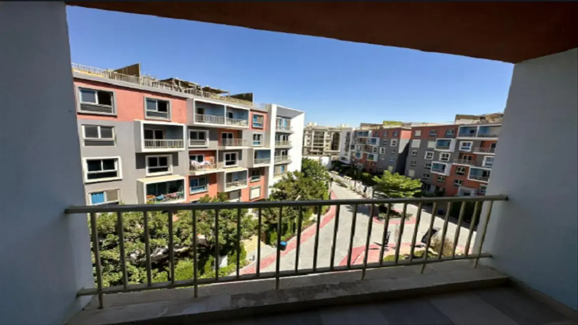 Luxury Villa for Sale with Spacious Layout and Amazing Amenities