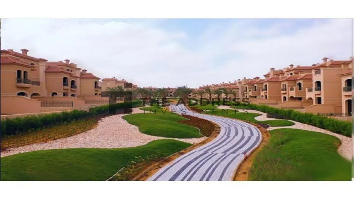 فلة فاخرة في زد إيست بمساحة 600 متر