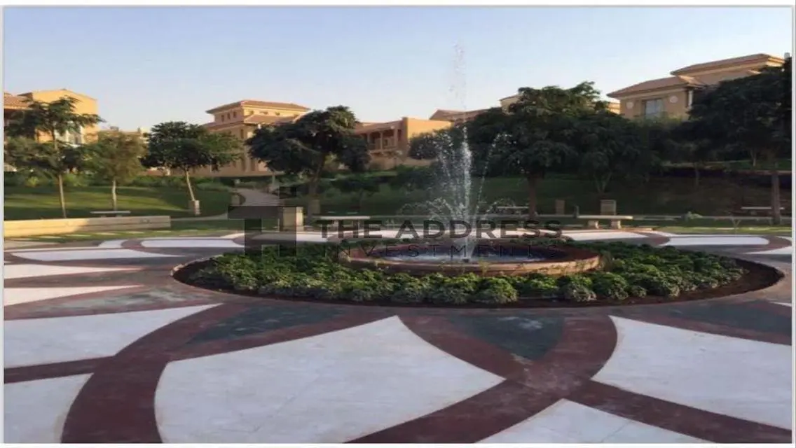 فلة فاخرة في زد إيست بمساحة 600 متر