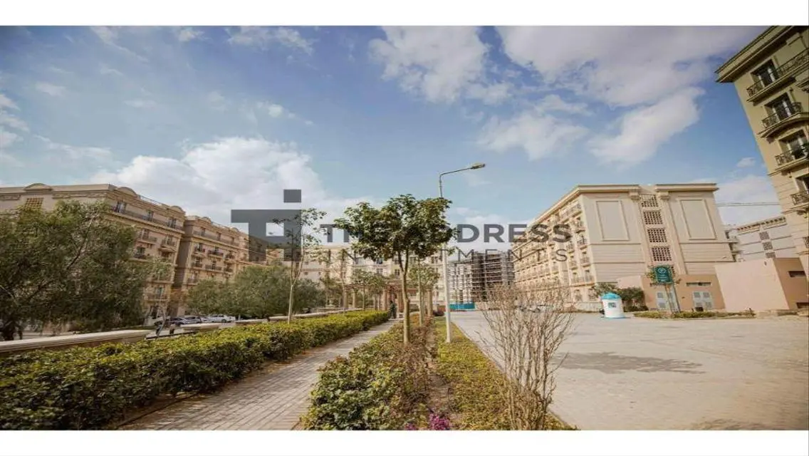 فلة فاخرة في زد إيست بمساحة 600 متر