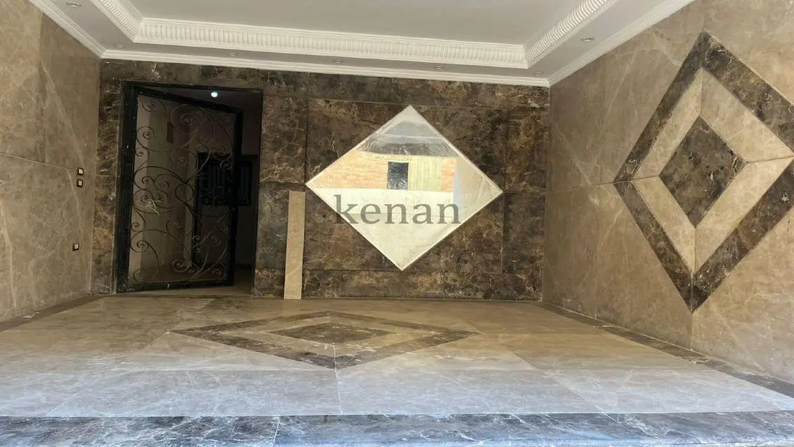 Luxury Apartment with 300 sqm in the Heart of the City