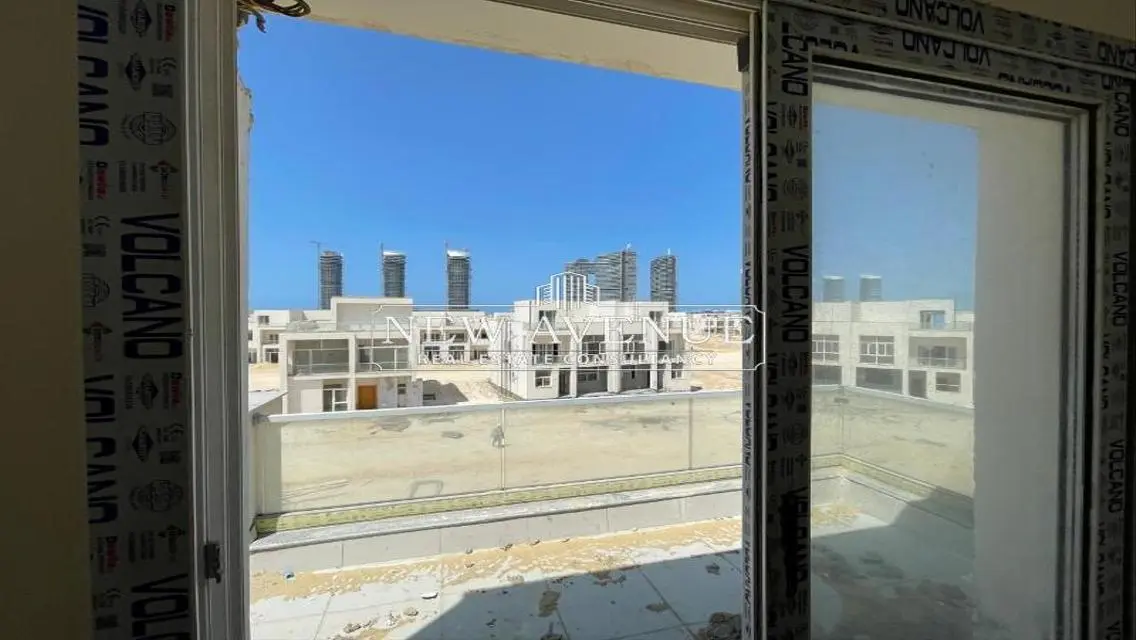 Luxury Apartment with Unique View in the Heart of the City