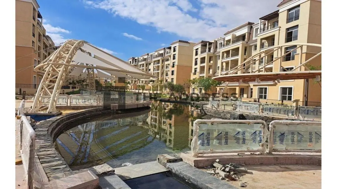 Luxury Apartment in 5 Sarai - Lake View