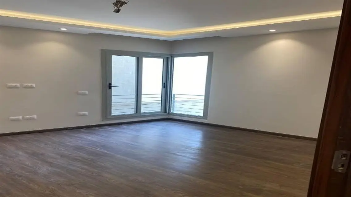 Spacious 200 sqm Apartment for Sale at 40,000