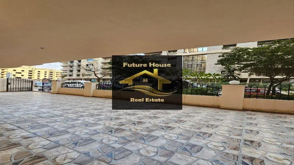 Luxury Apartment 300 sqm in Prime Location with Private Garden