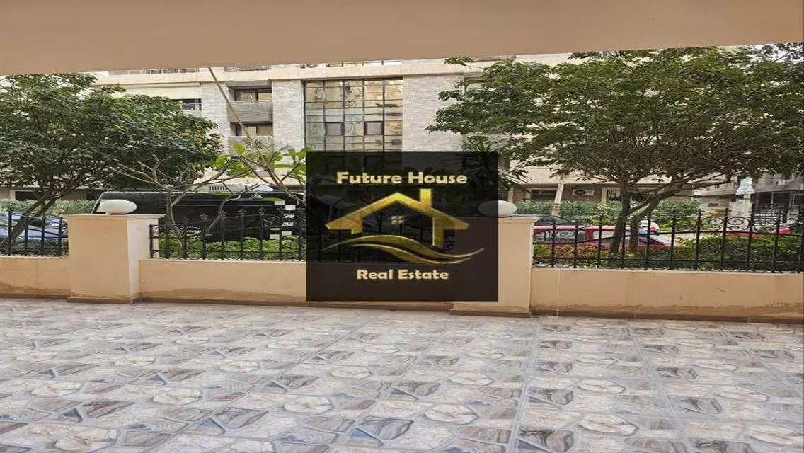 Luxury Apartment 300 sqm in Prime Location with Private Garden
