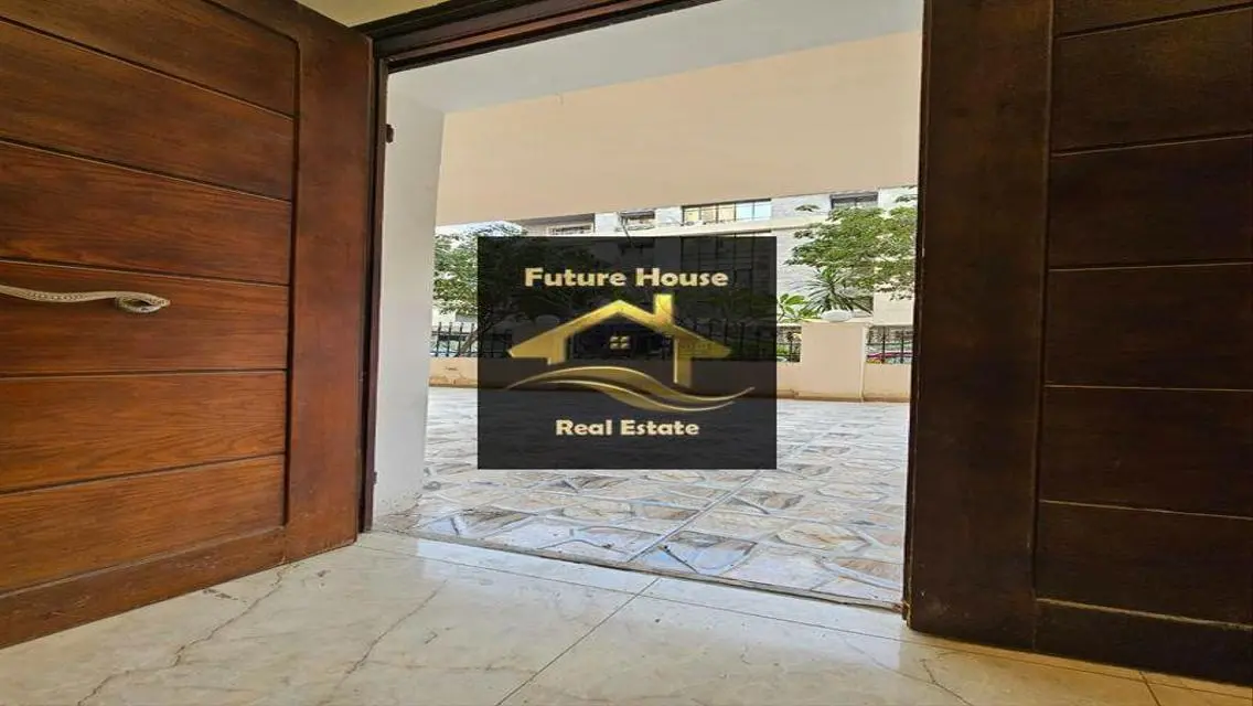 Luxury Apartment 300 sqm in Prime Location with Private Garden