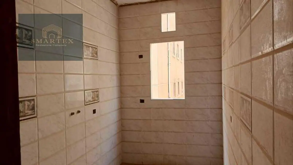 شقة فاخرة بمساحة واسعة مع إطلالة مميزة