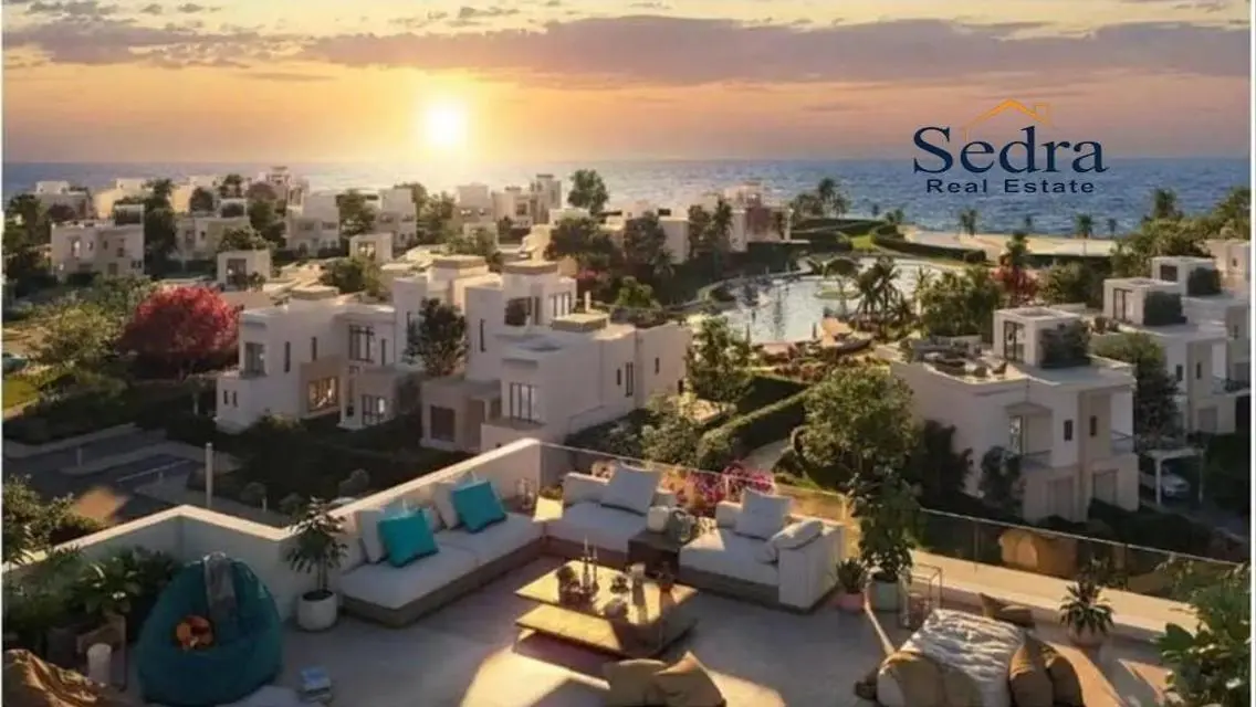 Luxury Home for Sale with Lake View