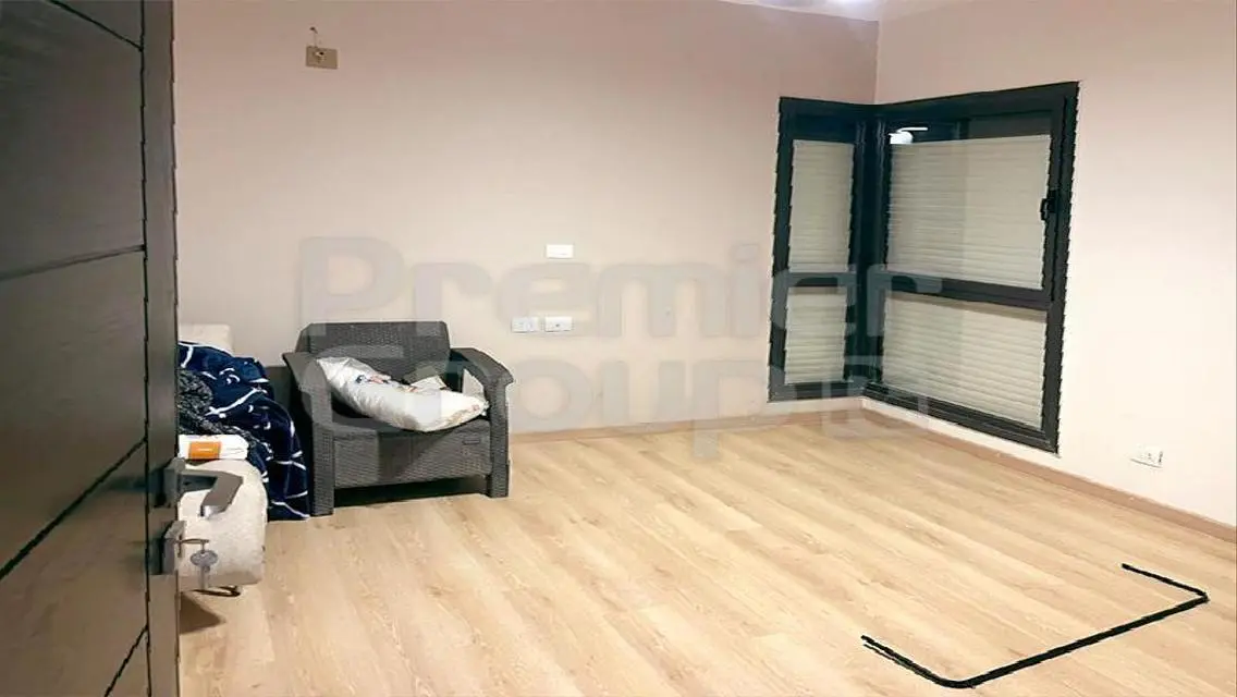 Luxury 3 Bedroom Apartment for Sale in Al Huda District