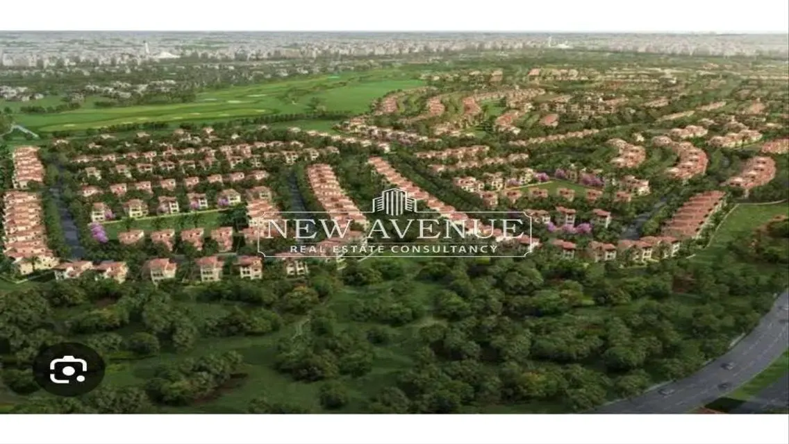 Luxury Villa for Sale in a Prime Location - 1000 Sq M
