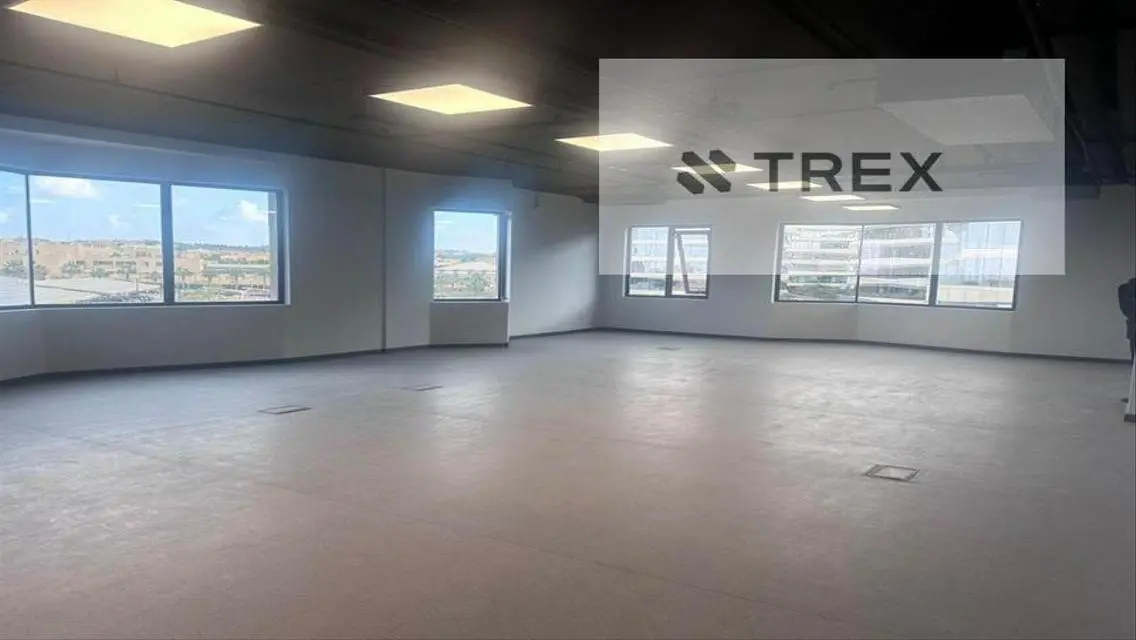 Exceptional Investment Opportunity with Prime Space
