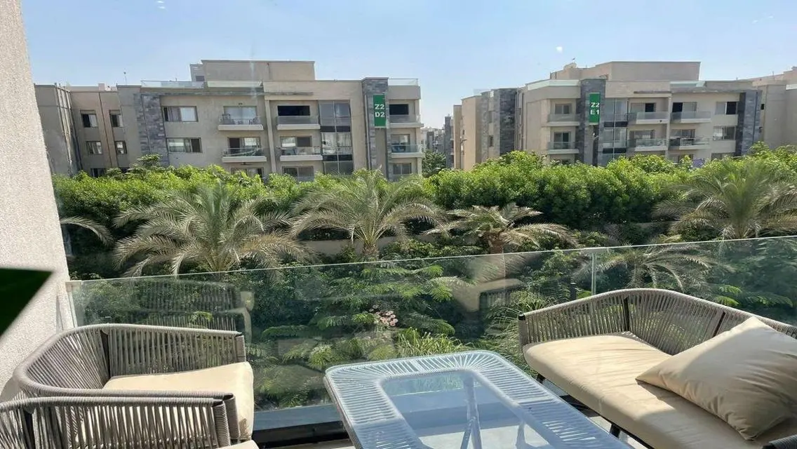 Luxury Apartment with Spacious Living