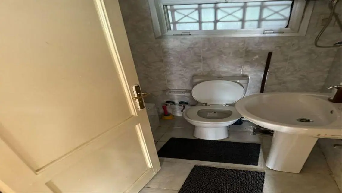 Luxurious Apartment in the Heart of the City with Premium Features