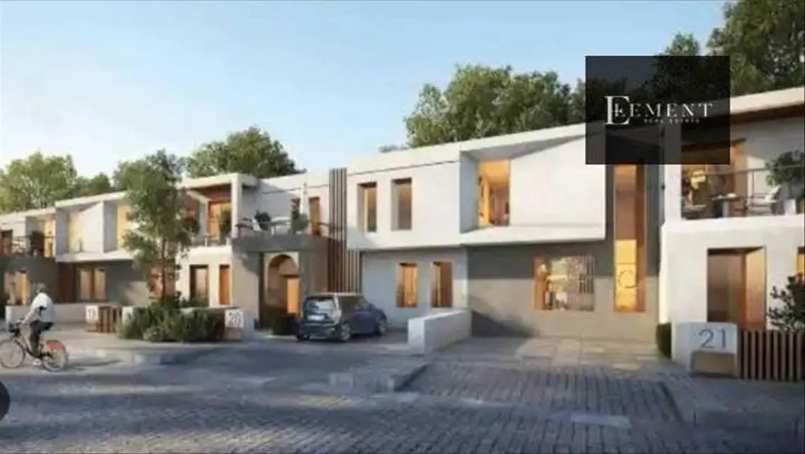 Luxury Villa with Private Pool and Garden in the Heart of the City