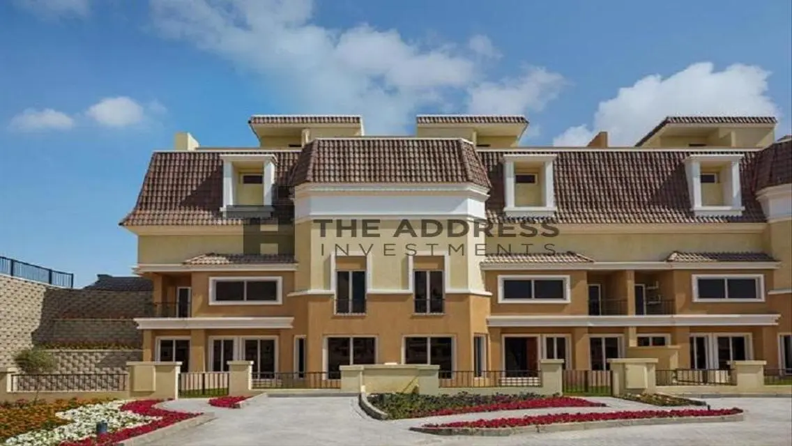 Luxury 5-Bedroom Apartment Overlooking Lakes