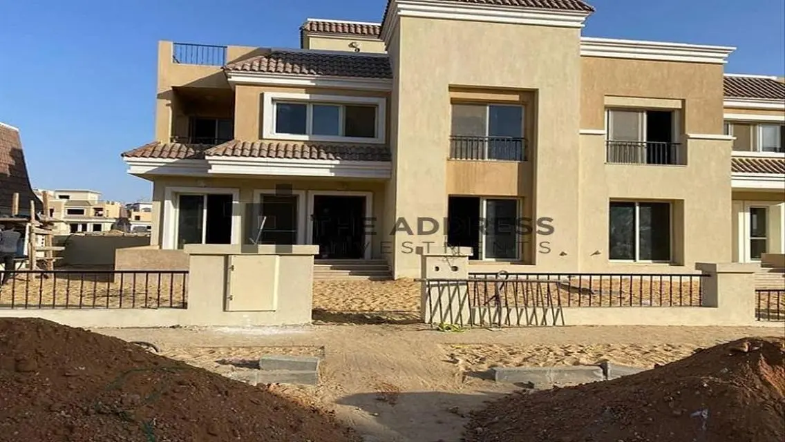 Luxury 5-Bedroom Apartment Overlooking Lakes