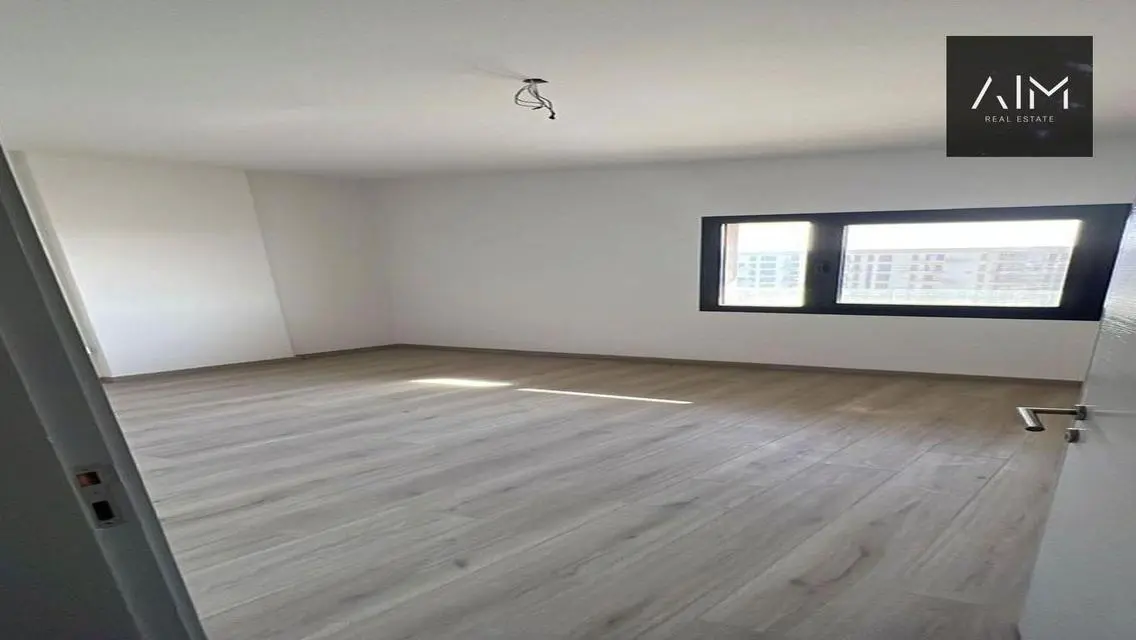 Luxury Apartment for Sale with Ample Space