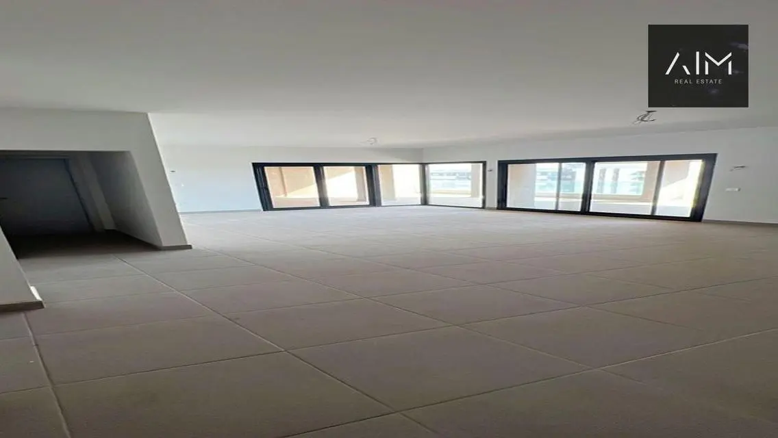 Luxury Apartment for Sale with Ample Space