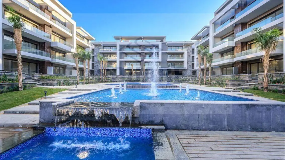 Stunning Luxury Apartment with Scenic Views