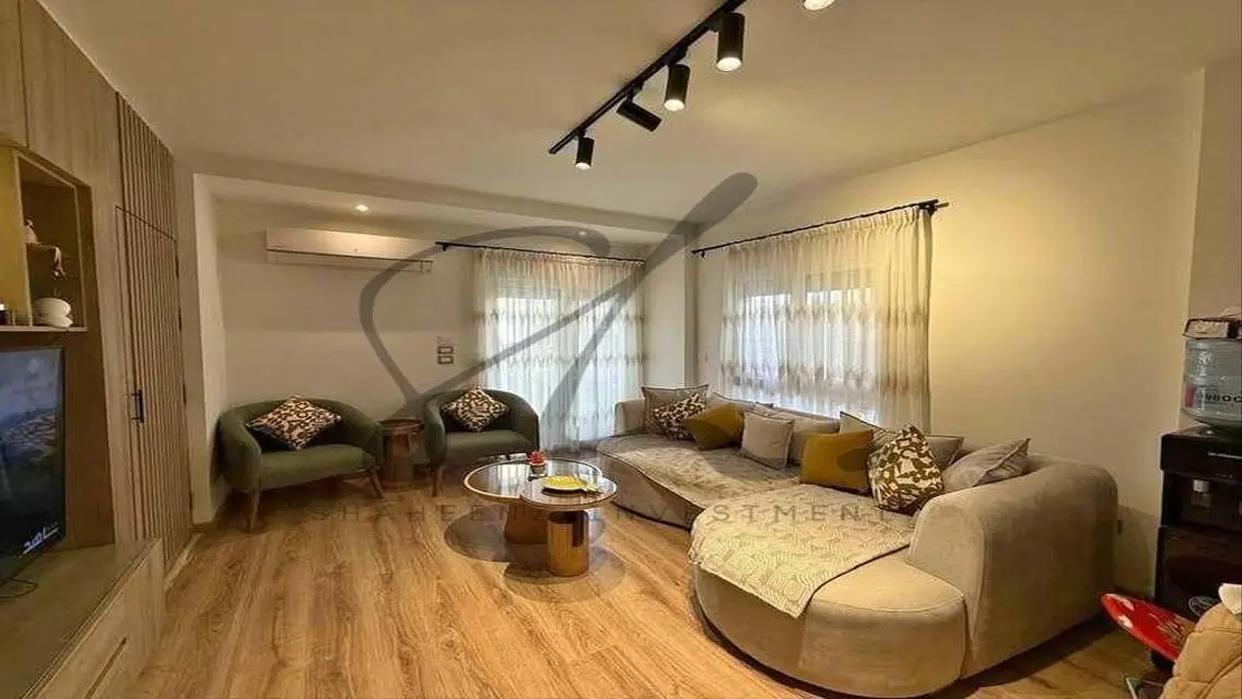 Luxurious 170 sqm Villa for Sale with Private Pool and Garden