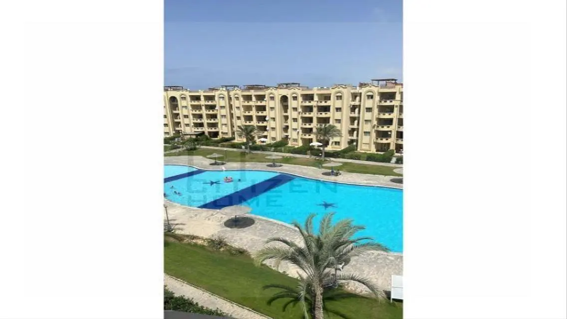 Luxury 3-Bedroom Apartment with Lake Views