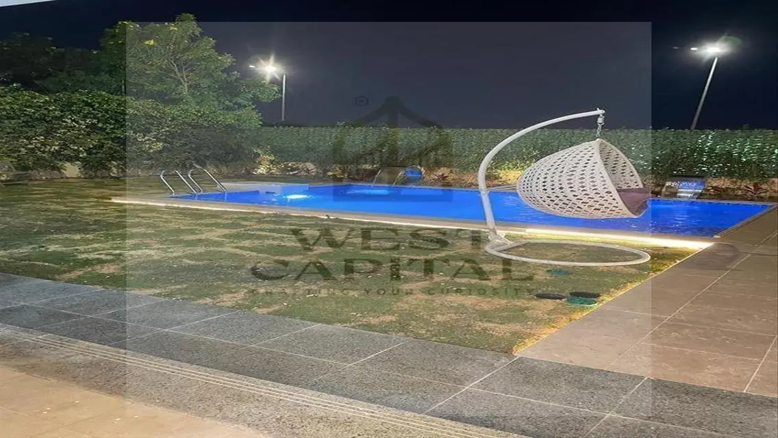 شقة فاخرة بمساحة كبيرة بسعر مناسب