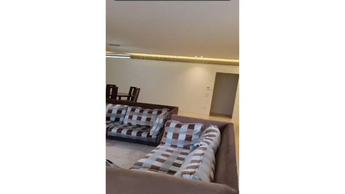 Stunning Apartment with 317 sqm