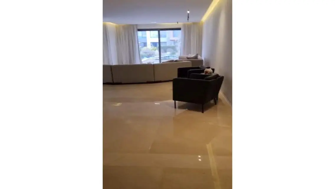 Stunning Apartment with 317 sqm