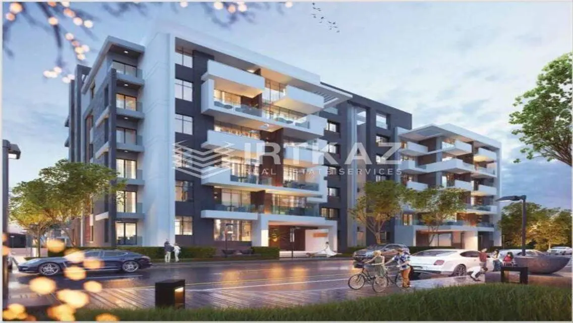 Luxury Apartment in Enchanting Community