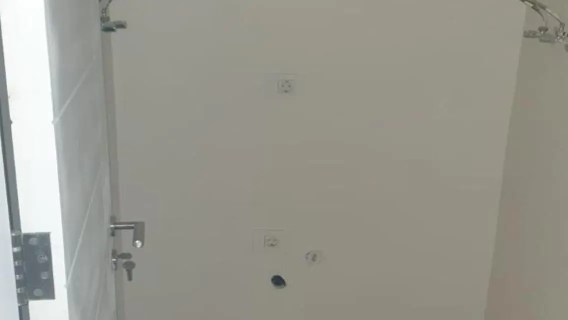 شقة فاخرة مع جميع المرافق