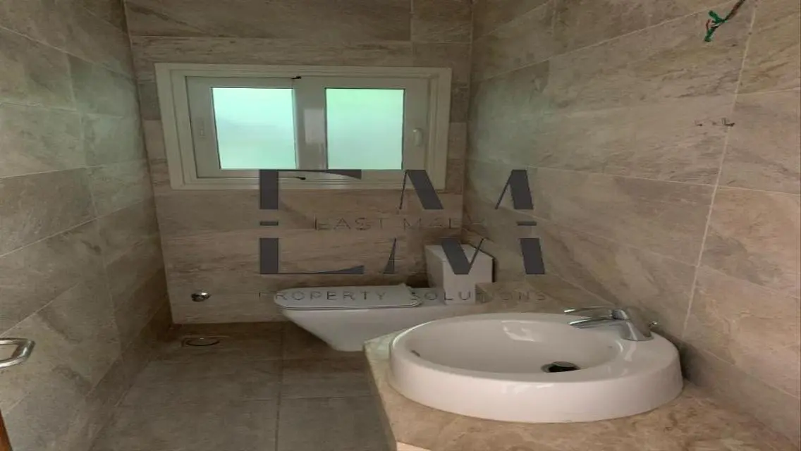Luxurious 3-Bedroom Apartment with Stunning Views