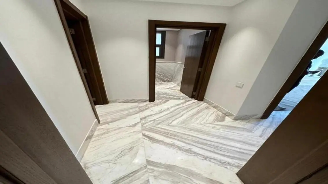 Stunning Apartment for Sale in Fatma Youssef - 165 sqm