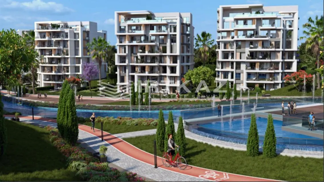 Luxury Triplex Villa Overlooking Lakes