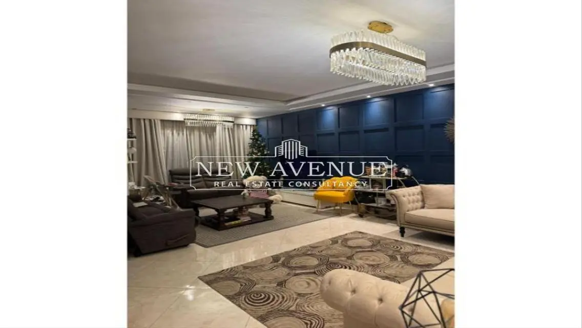 Luxurious Apartment with Private Garden