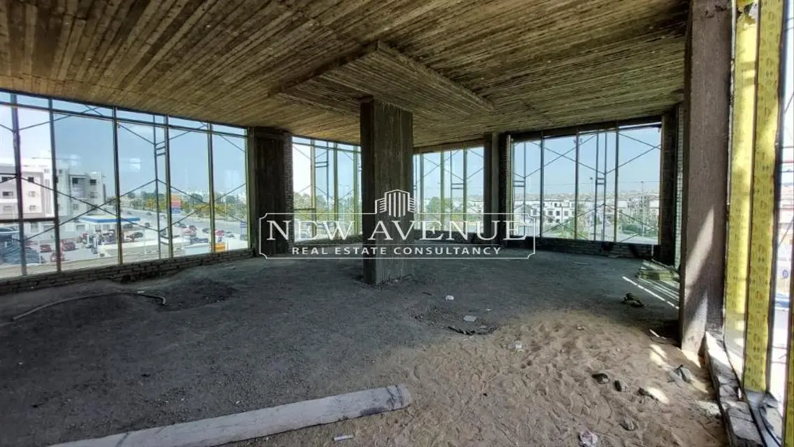 Premium Office Space - 2000 sqm for 2,550,000